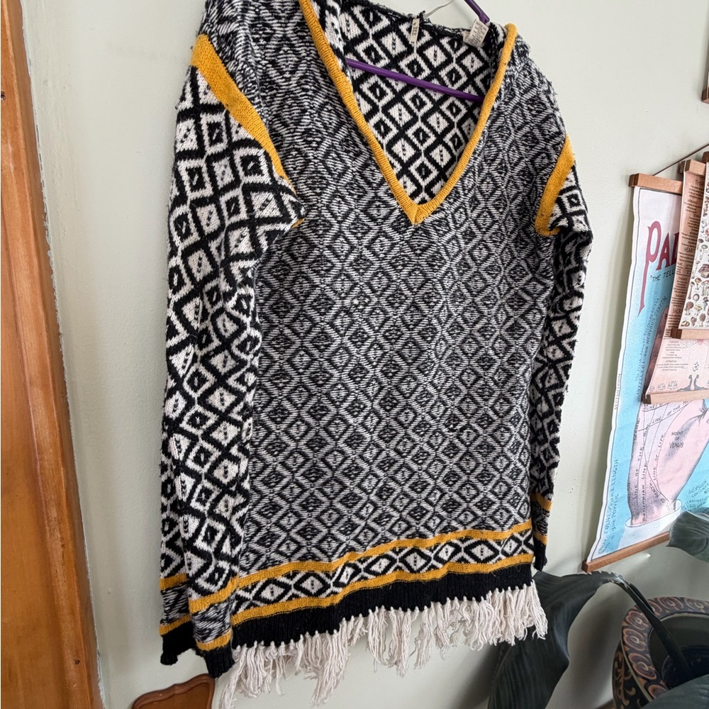 BKE Hooded Geometric Knit Sweater with Fringe